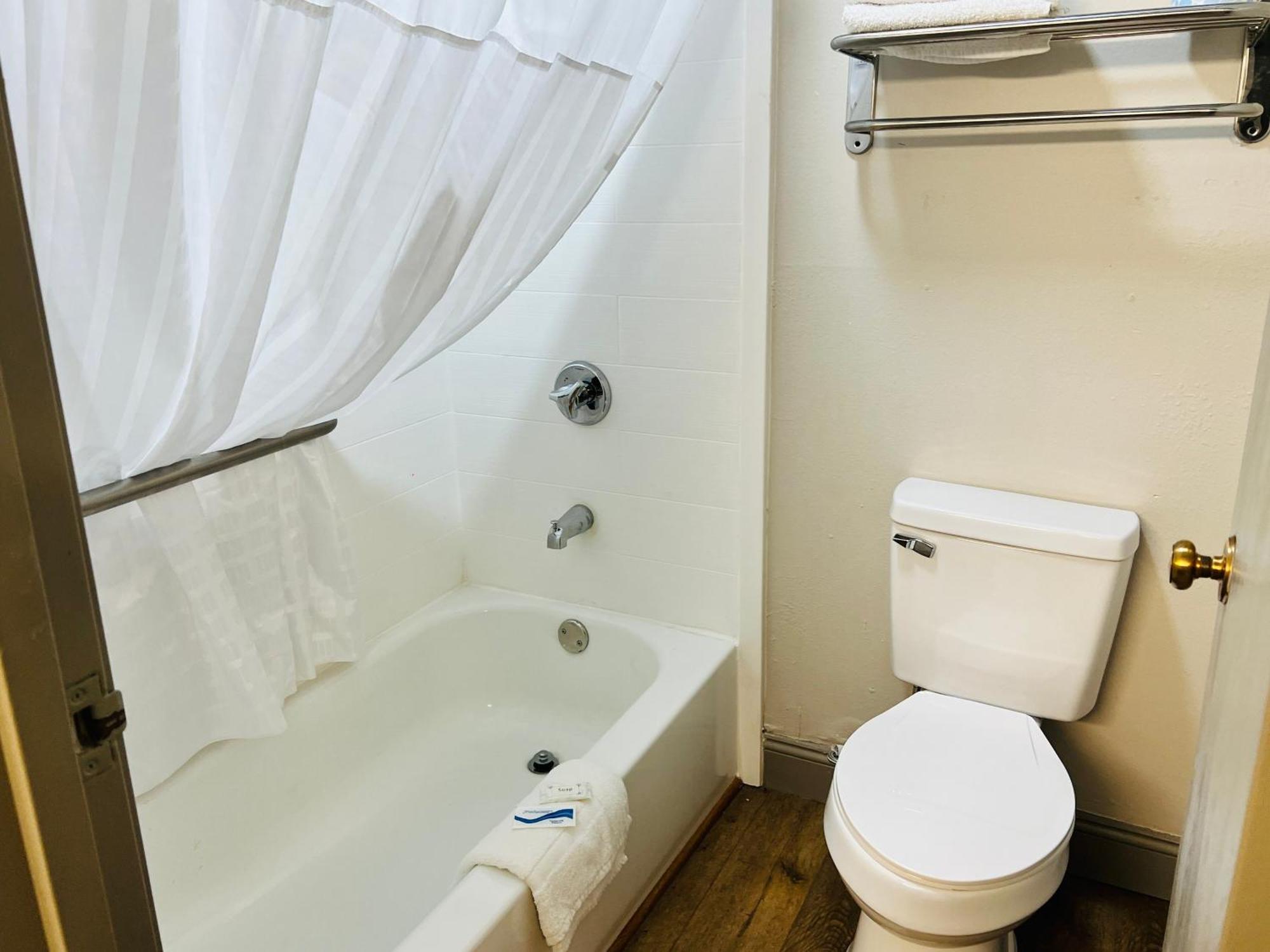 Rosewood Inn By Oyo Union City I-69 Zewnętrze zdjęcie